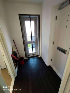 Cosy 2 Bed Flat. Child friendly. Entire Flat to enjoy.